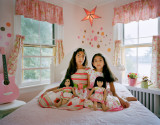 Maya and Leela, Northport, NY : "American girls" - series of portraits of girls in the US with their look alike dolls.